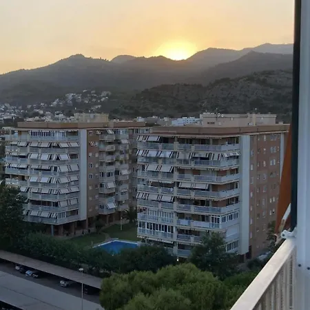 Sea & Mountain Views *